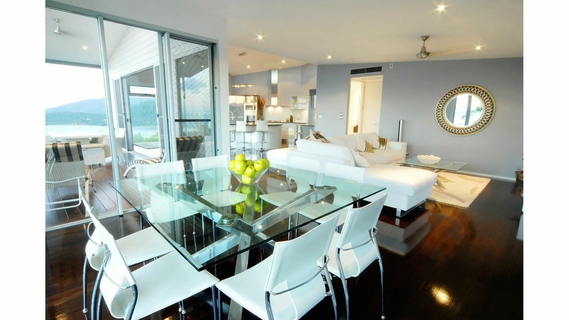 Horizon Way Apartment Airlie Beach Australia